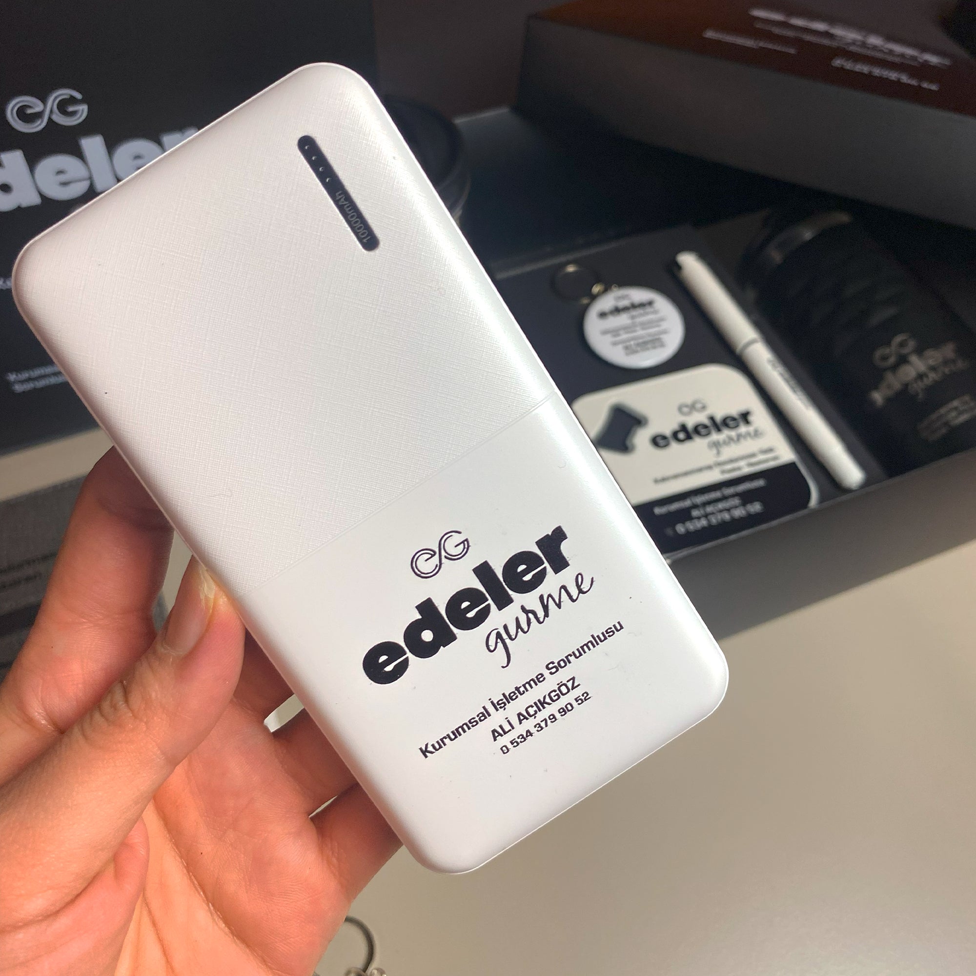 Termos, Defter, Powerbank Hediyelik Seti