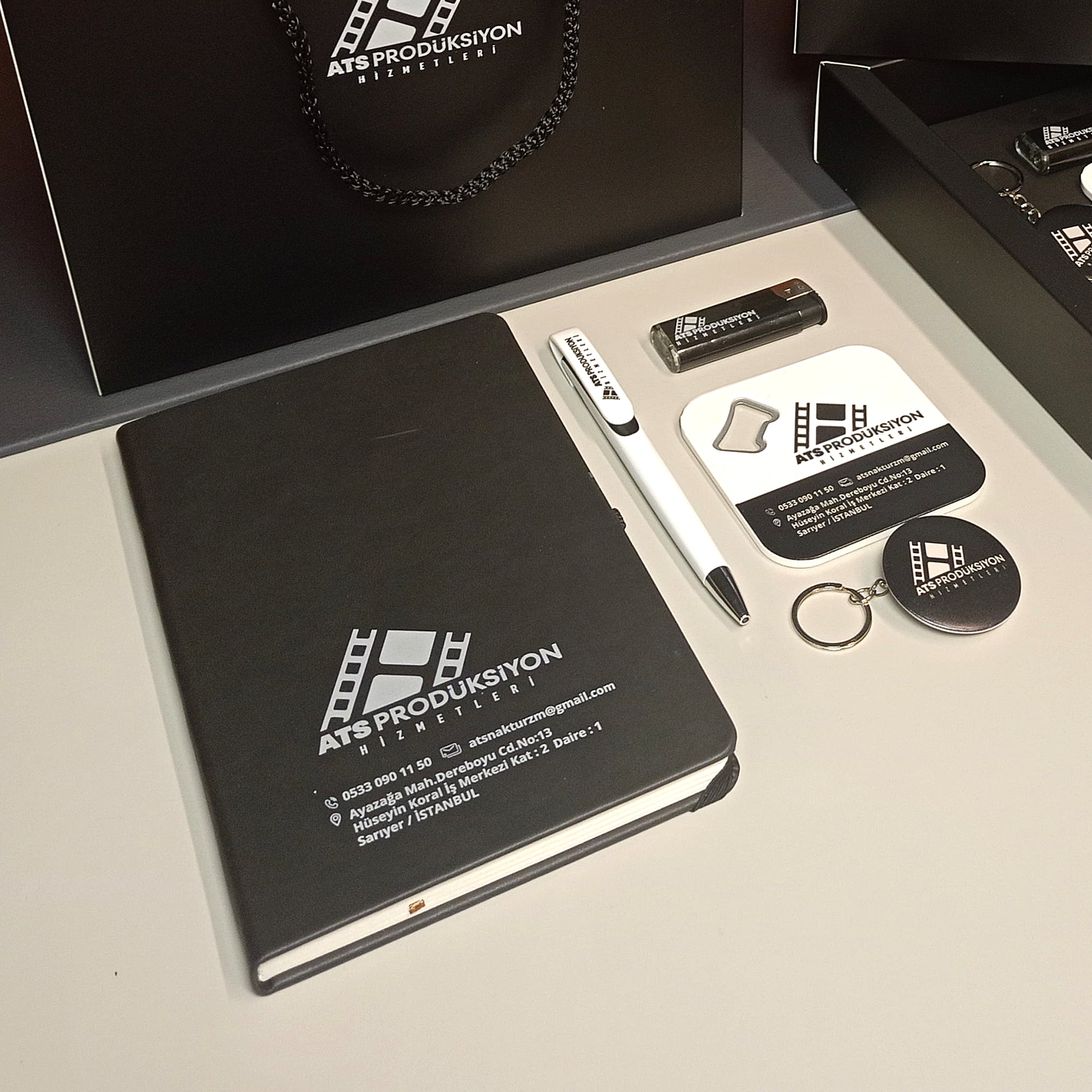 Karton Kutu Çantalı -Defter - Bardak Altlığı -Kalem-Çakmak-Set